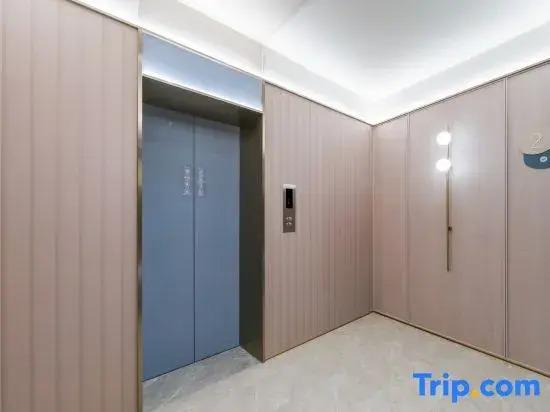 Шанхай: Hanting Hotel (Zhoupu Xiaoshanghai)