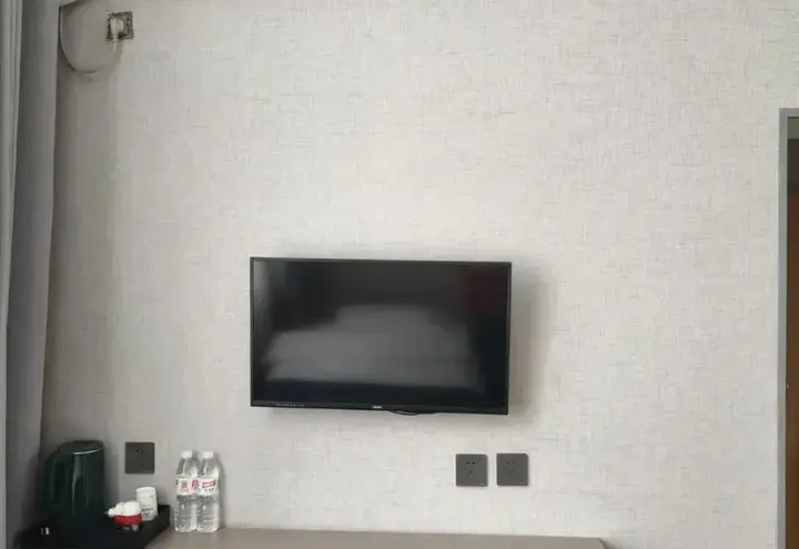 Лянфан: Tianqi Hotel
