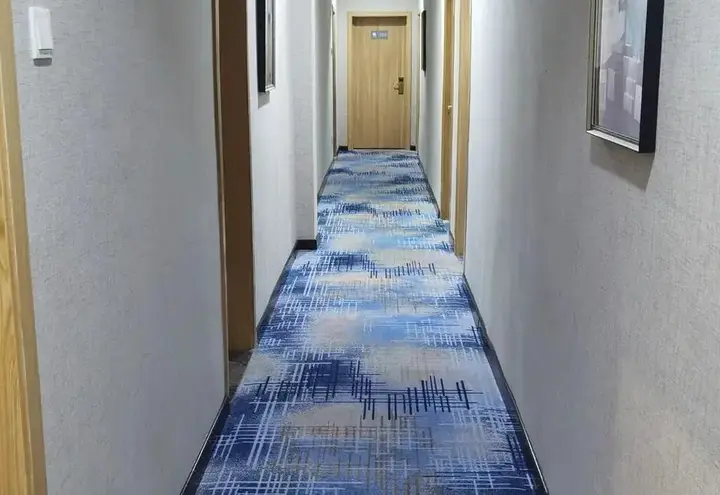 Лянфан: Tianqi Hotel