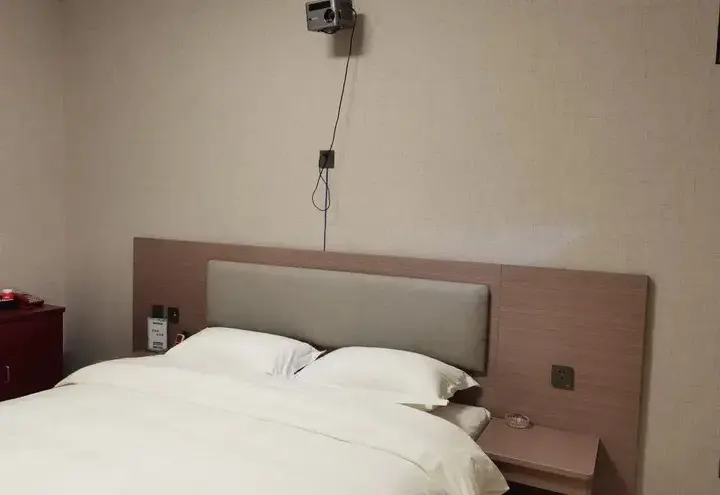 Лянфан: Tianqi Hotel
