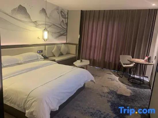 Чжэнчжоу: Xingkong Borui Hotel (Zhengzhou Zhongyuan Futa)
