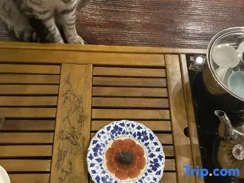 Шангри-Ла: Zifengxuan Boutique Inn