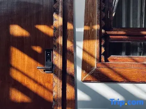 Шангри-Ла: Zifengxuan Boutique Inn