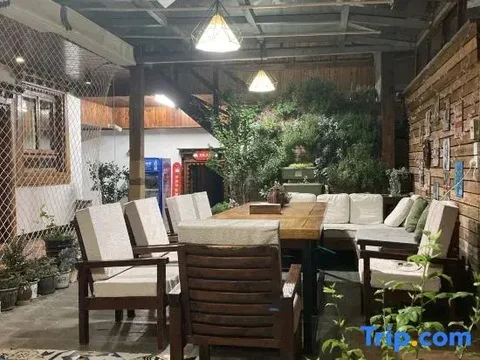 Шангри-Ла: Zifengxuan Boutique Inn