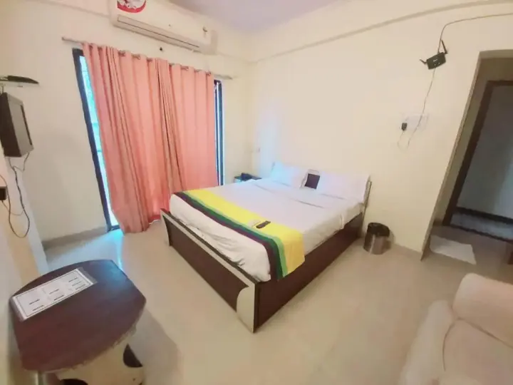 Пуна: Coronet Luxurious Apartments