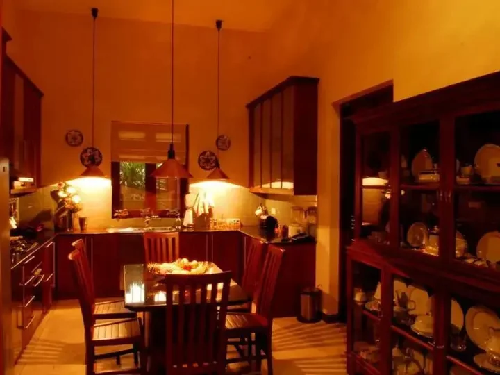 Шри-Джаяварденепура-Котте: Cardamom Villa