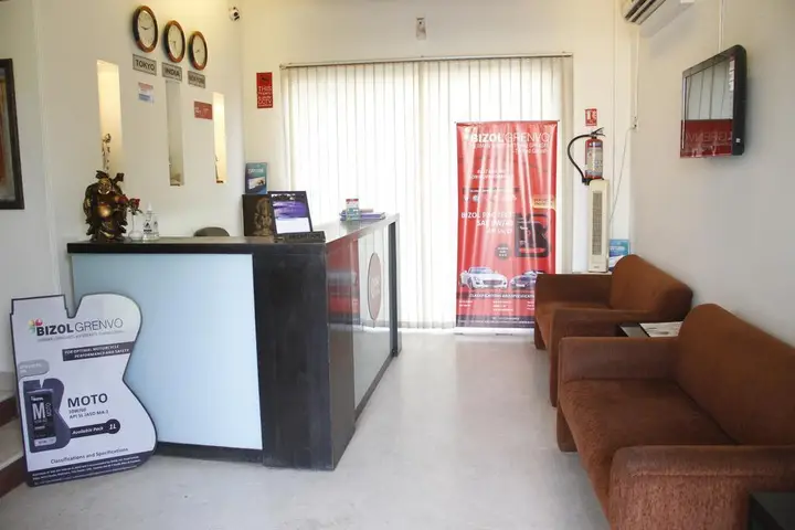 OYO Premium Near Cyber Park — фото 1