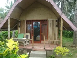 Гили-Мено: Omah Bamboo