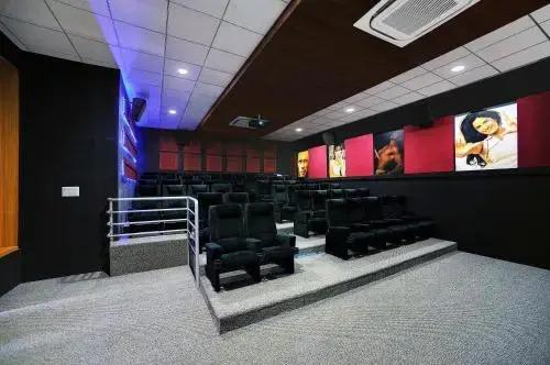 Ахмедабад: 4 Night Starz Club & Spa