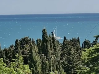 Алупка: Мебелированные Комнаты у моря