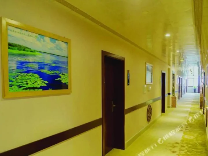Цзиньхуа: Victory Hotel