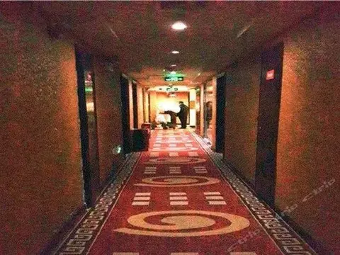 Личуань: Hong Cang Hotel