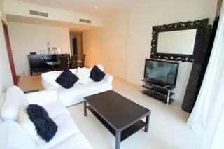 Дубай: E&T Holiday Homes - Marina Heights
