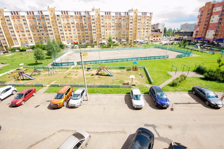Стерлитамак: Апартаменты Квартирный Вопрос на Лазурная 17