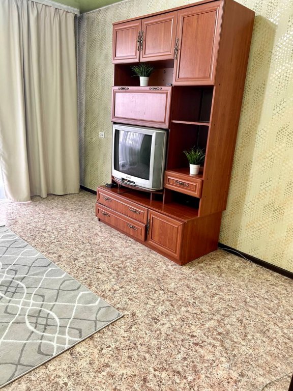 Ленинск-Кузнецкий: Lenina 67/4 Apartments