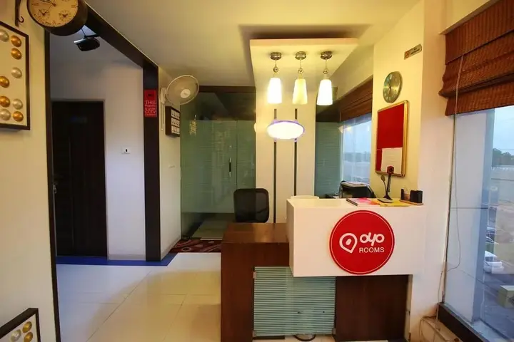 Ахмедабад: OYO Rooms ISKCON SG Highway II