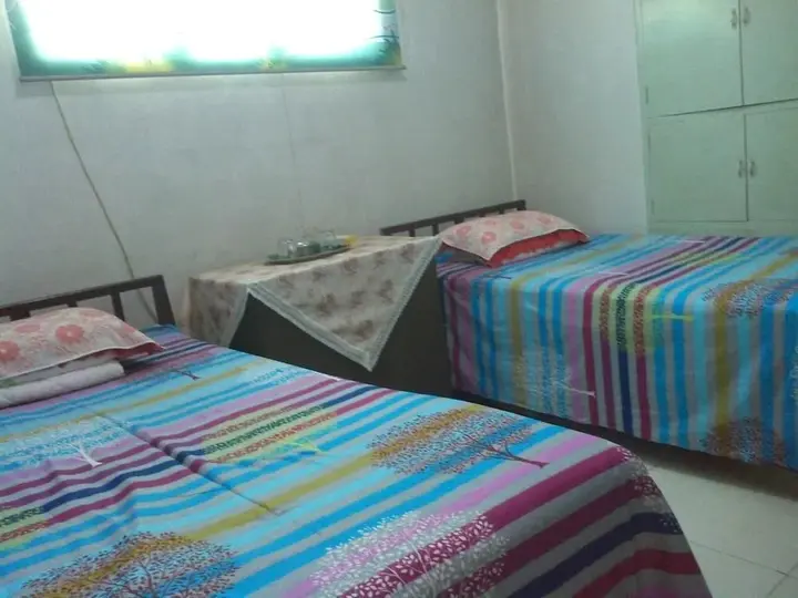 Цзиньчжун: Pingyao Small Family Inn