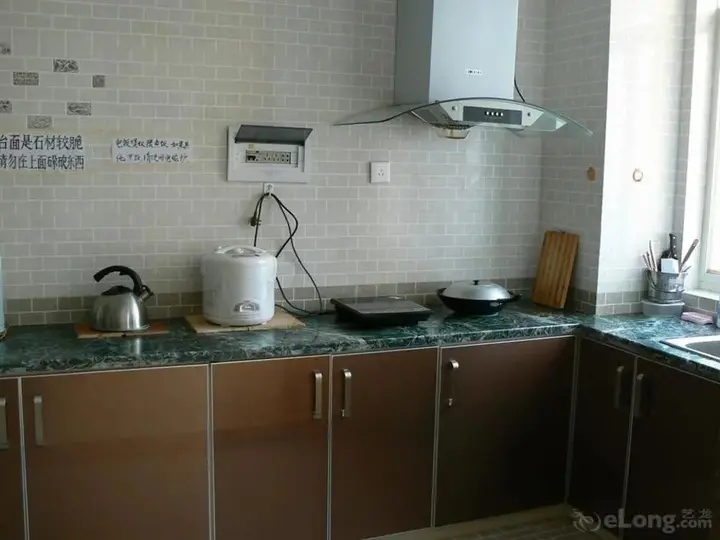Цзинхун: Xiaojuan Family Hotel Jiariwan Branch