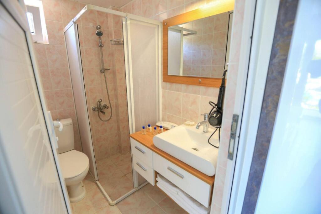 Адрасан: Albos Hotel