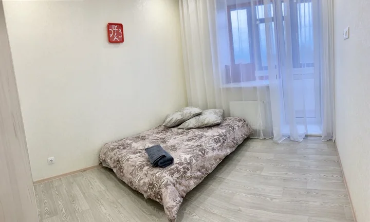 Барнаул: Апартаменты Light room Интернациональная 101