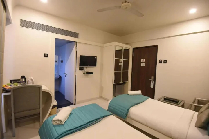 Тхане: Vista Premier At Thane West