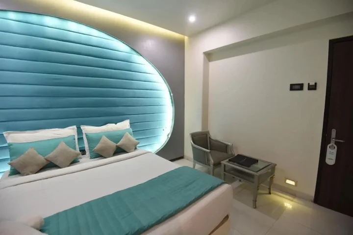 Тхане: Vista Premier At Thane West