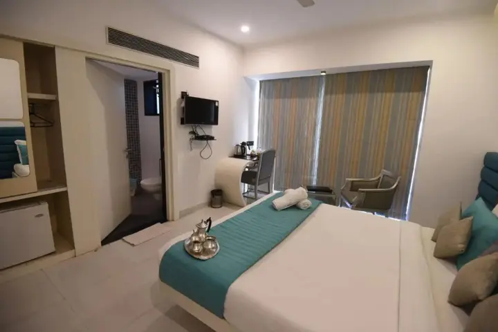 Тхане: Vista Premier At Thane West