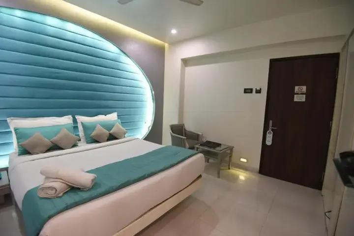 Тхане: Vista Premier At Thane West
