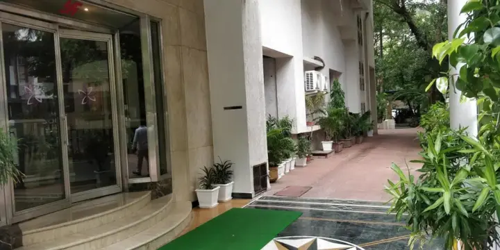 Тхане: Vista Premier At Thane West