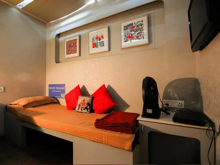 Нью-Дели: Delhi Airport Snooze - Sleeping Pods Hotel