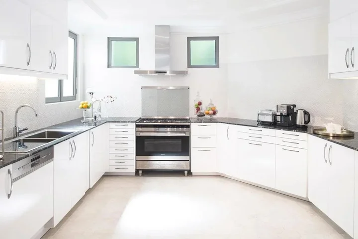 Дубай: Palm Jumeirah - 4 Br Villa Private Beach - Kph 37938