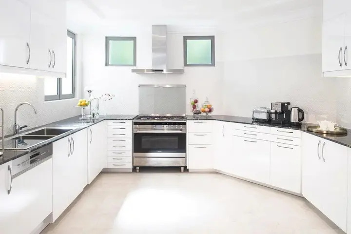 Дубай: Palm Jumeirah - 4 Br Villa Private Beach - Kph 37938