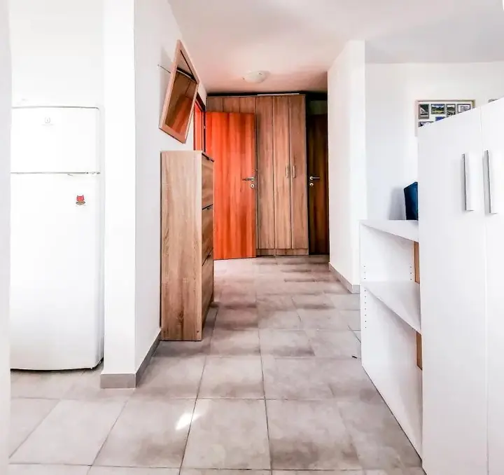Тиват: Jelka Apartments