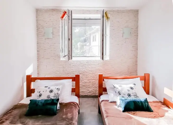 Тиват: Jelka Apartments