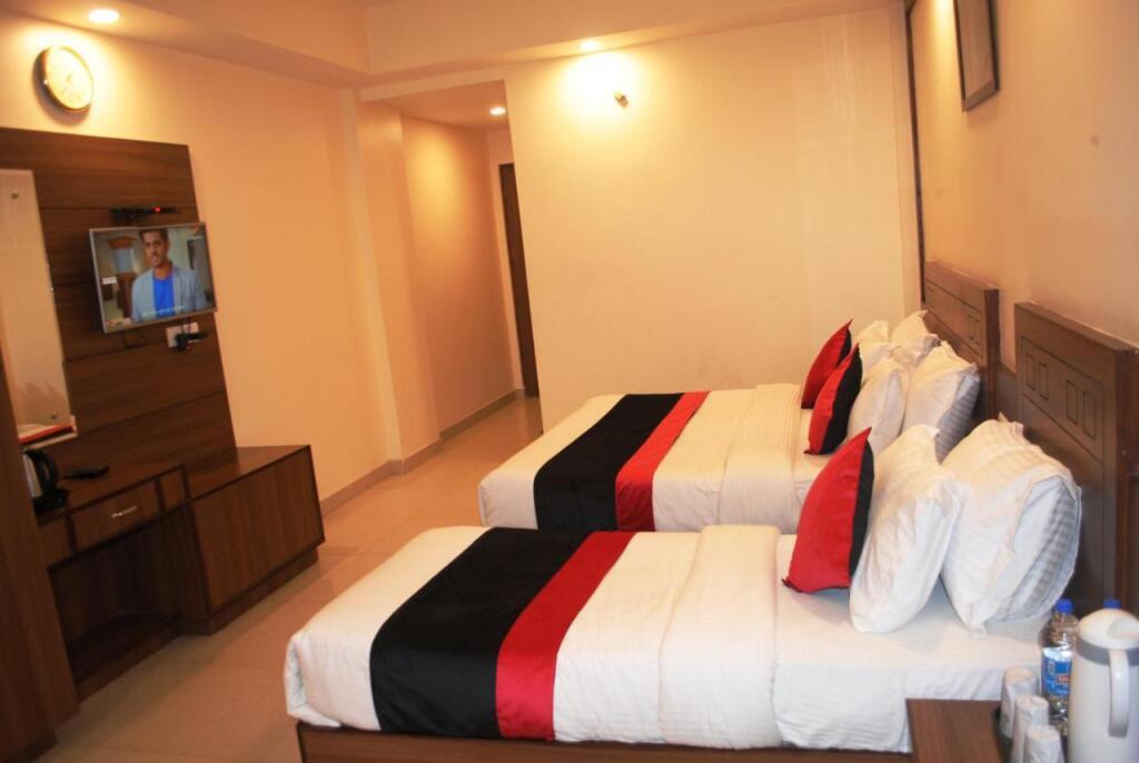 Катра: Hotel The Vaishnodevi