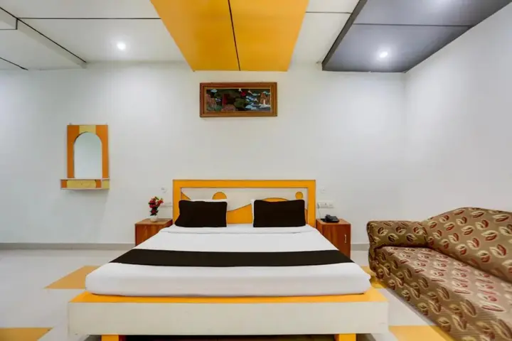Крепость Jhansi: Hotel High Way