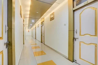 Крепость Jhansi: Hotel High Way