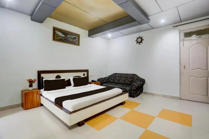 Крепость Jhansi: Hotel High Way