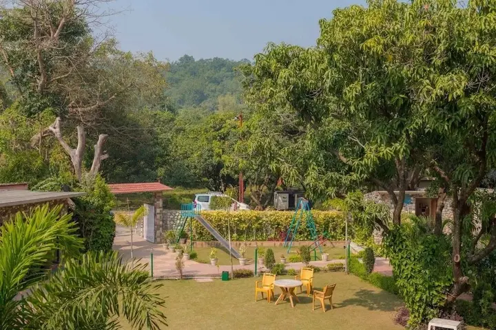 Наинитал: The Dukes Den Resort