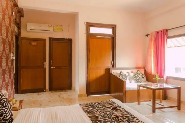 Наинитал: The Dukes Den Resort