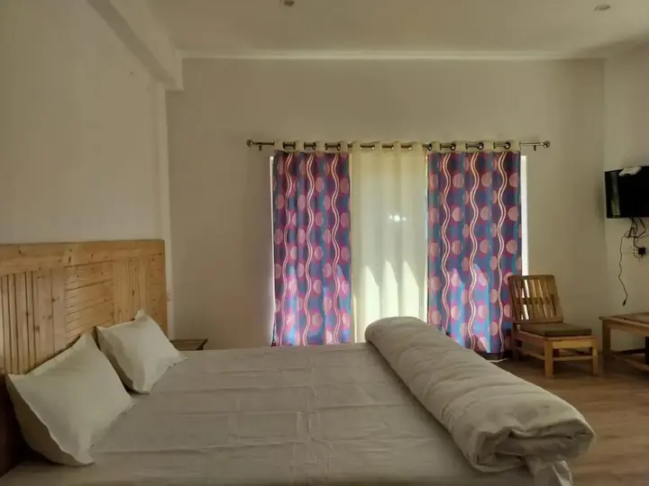 Лех: Tongspon Guest House