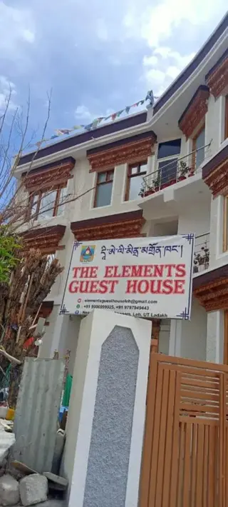 Лех: Tongspon Guest House