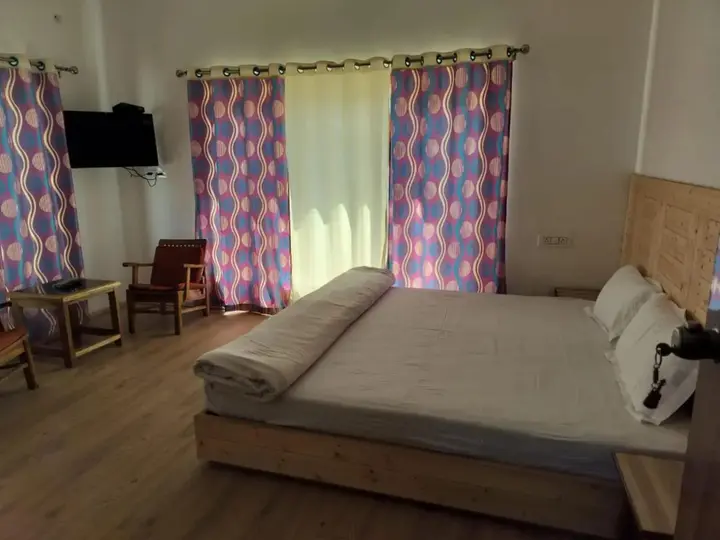 Лех: Tongspon Guest House