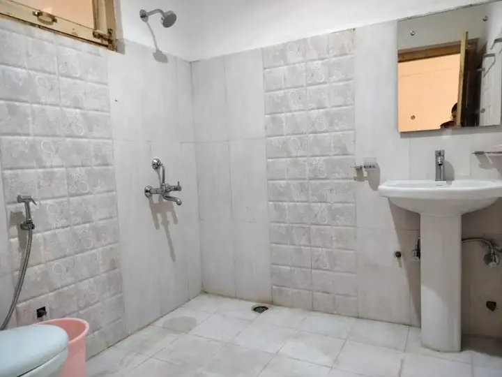 Лех: Tongspon Guest House