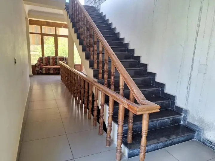 Лех: Tongspon Guest House