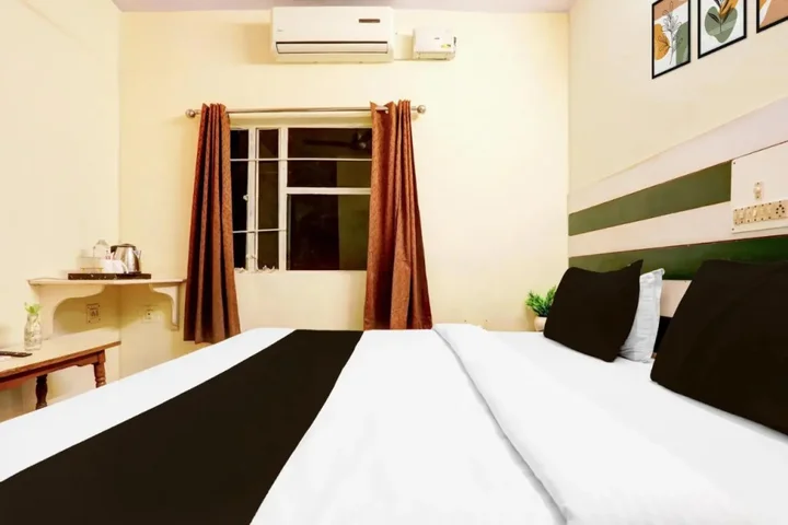 Гвалиор: Hotel Banajra