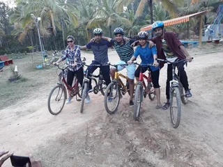 Алюр: Farmers Son Resort & Adventurous Sports