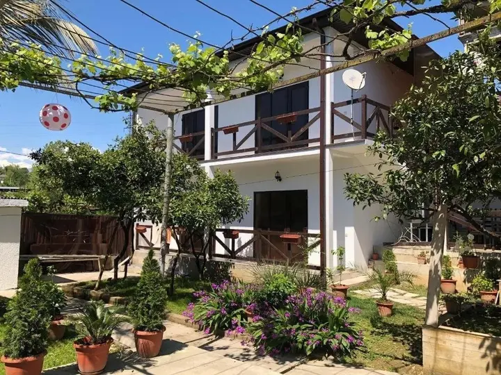 Гудаута: Guest House Lermontov