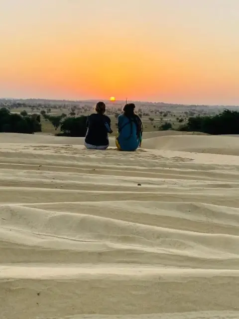Джайсалмер: Hitesh Desert Safari Khuri