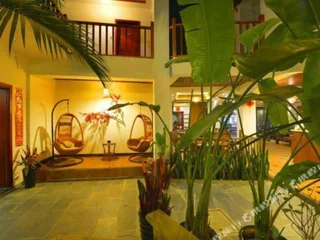 Цзинхун: Zongjin Inn